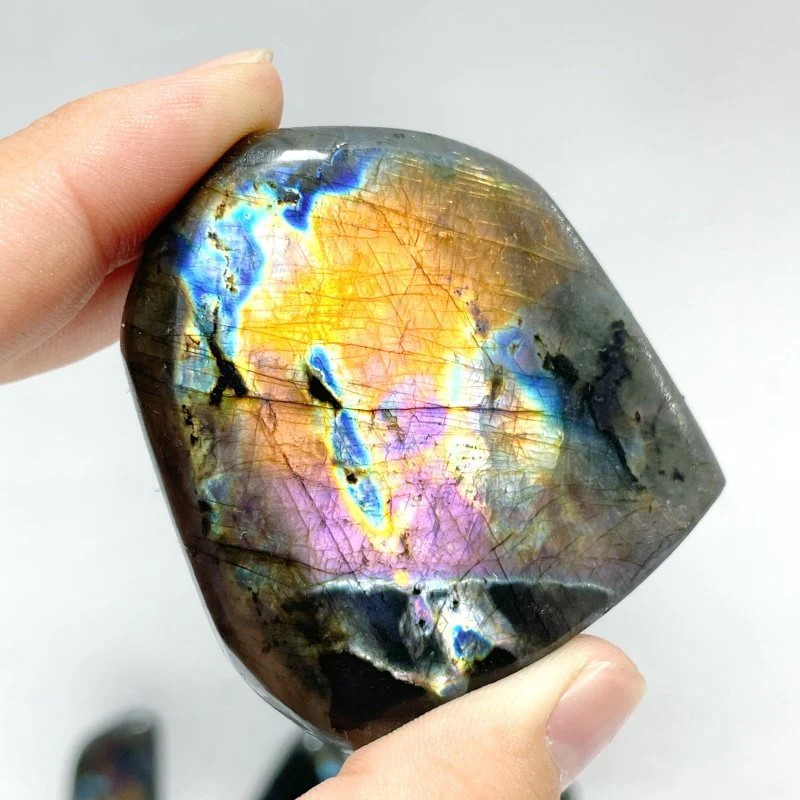 37 Pieces High Quality Polished Labradorite Free Form - Image 8