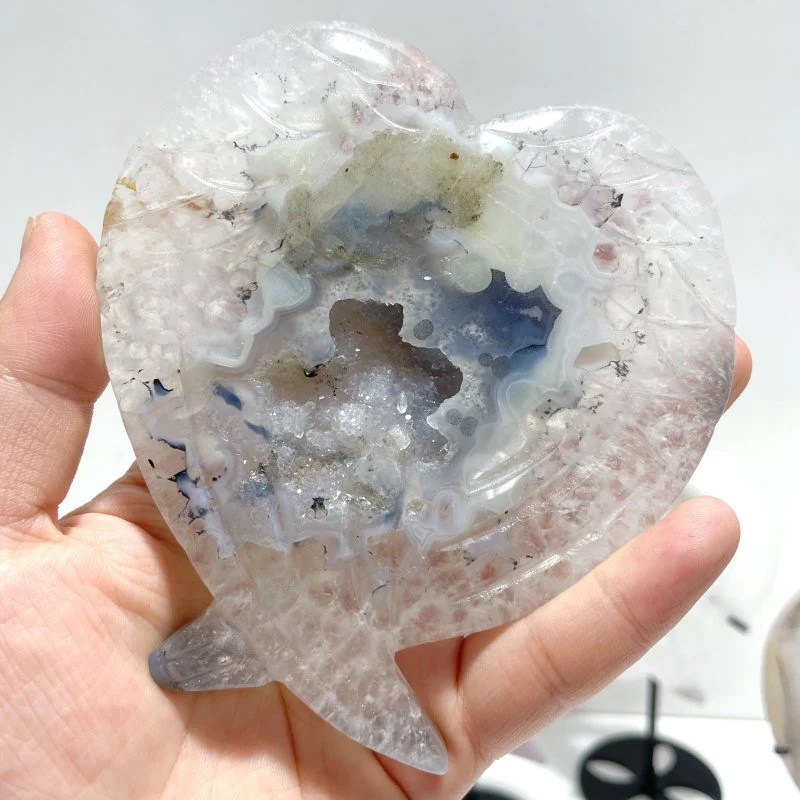 6 Pieces Geode Druzy Agate Fish Carving With Stand - Image 5