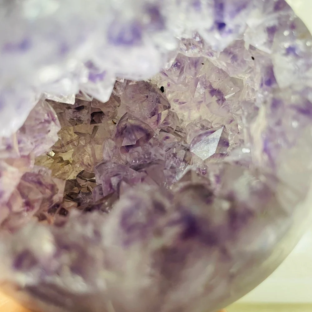 6 Pieces High Quality Amethyst Geode Spheres - Image 4