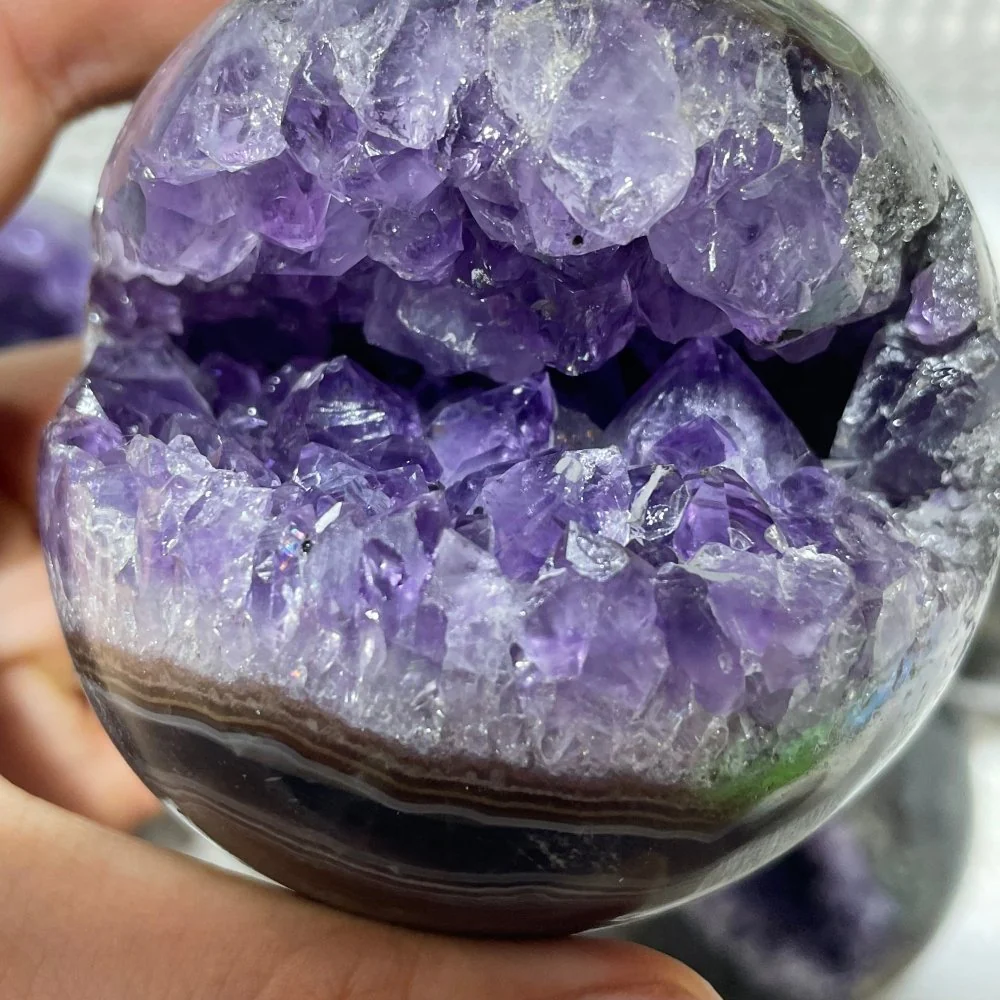7 Pieces High Quality Amethyst Cluster Spheres - Image 6