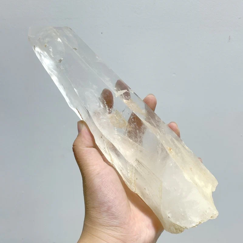 6 Pieces Large Clear Quartz Point Raw Bottom - Image 3