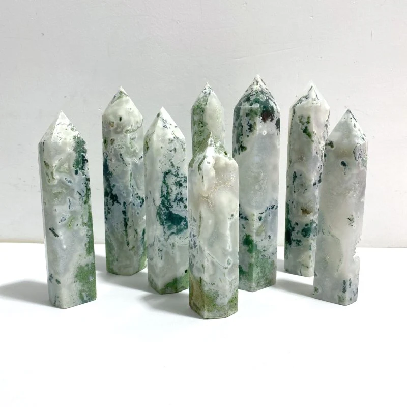 8 Pieces Large Geode White Moss Agate Point