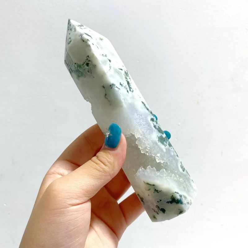 8 Pieces Large Geode White Moss Agate Point - Image 2