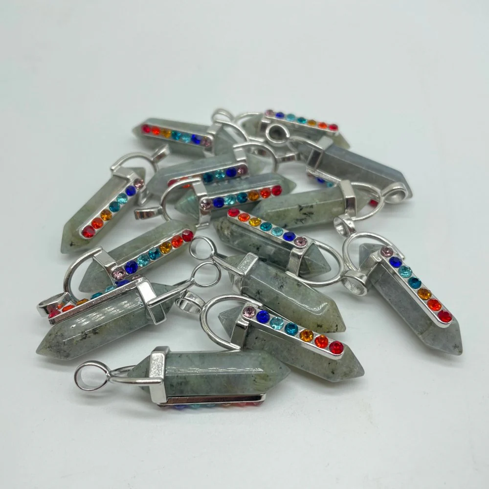 7 Chakras Amethyst&Labradorite Double Point Pendant Wholesale - Image 2