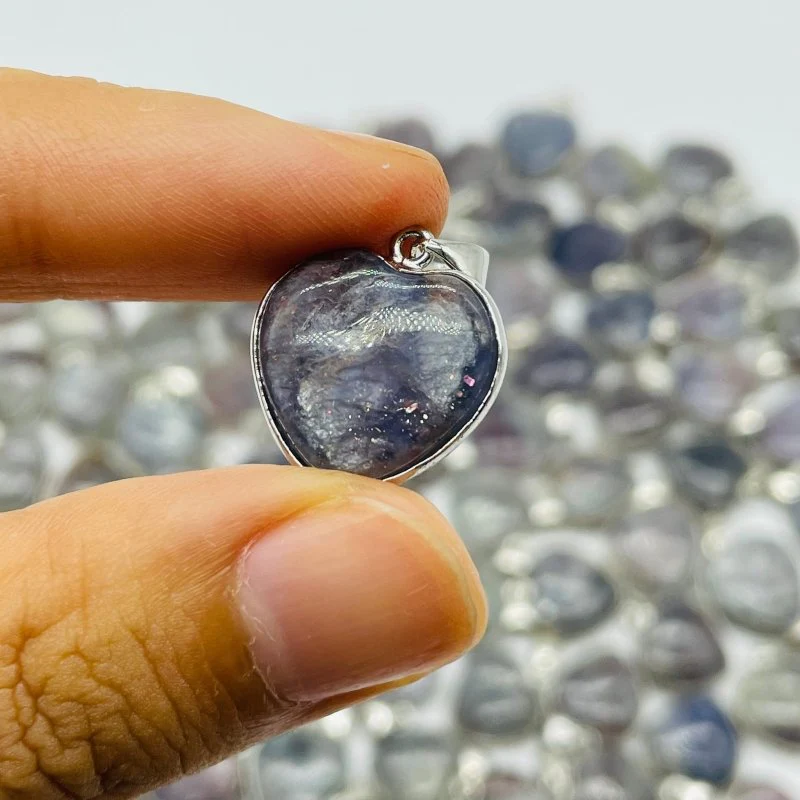 77 Pieces Cordierite Stone Heart Pendant - Image 6