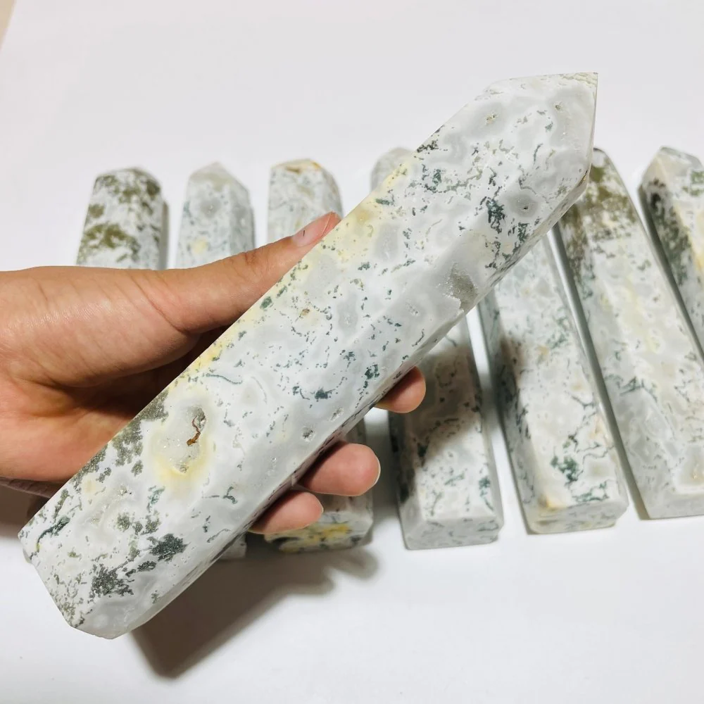 8 Pieces White Moss Agate Tower Points - Image 3