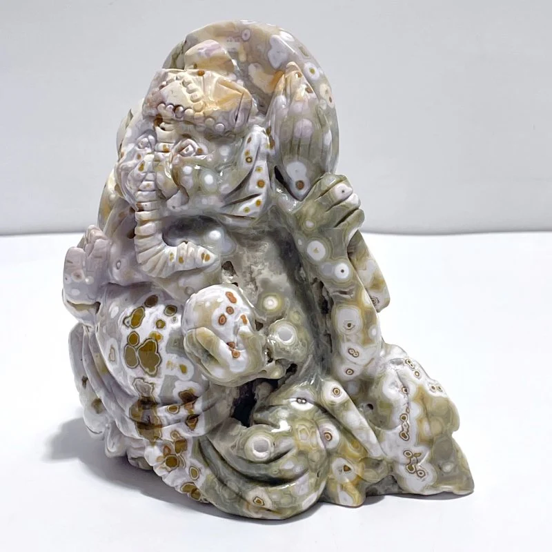 Beautiful 8th Vein Ocean Jasper Ganesha Carving - Image 3