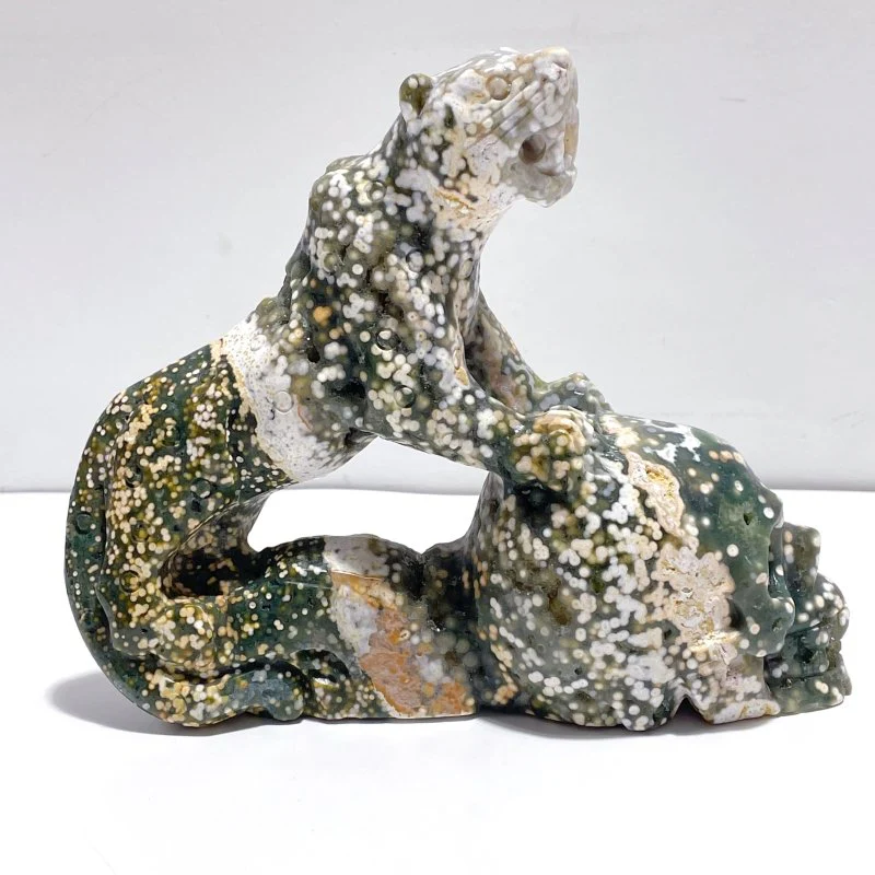 Beautiful 8th Vein Ocean Jasper Leopard Panther Skull Carving - Image 2