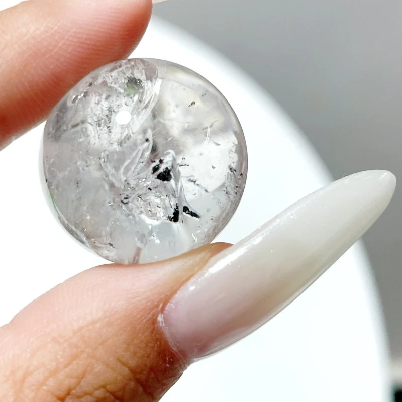 A100 Enhydro Quartz Sphere With Moving Bubble - Image 3