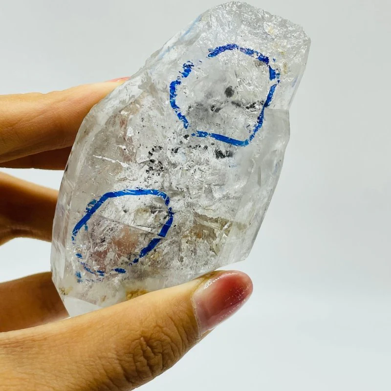 A74 Clear Enhydro Quartz Moving Bubbles - Image 4