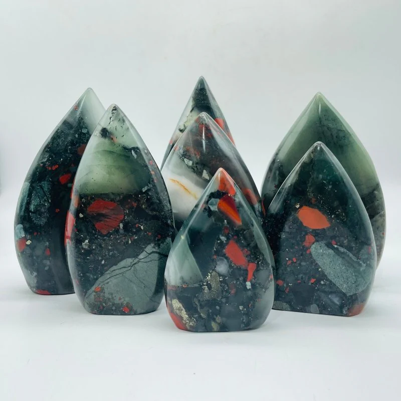 Africa Blood Stone Arrow Head Shape Wholesale - Image 3