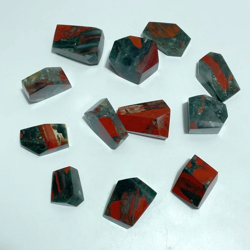 Africa Blood Stone Free Form Wholesale