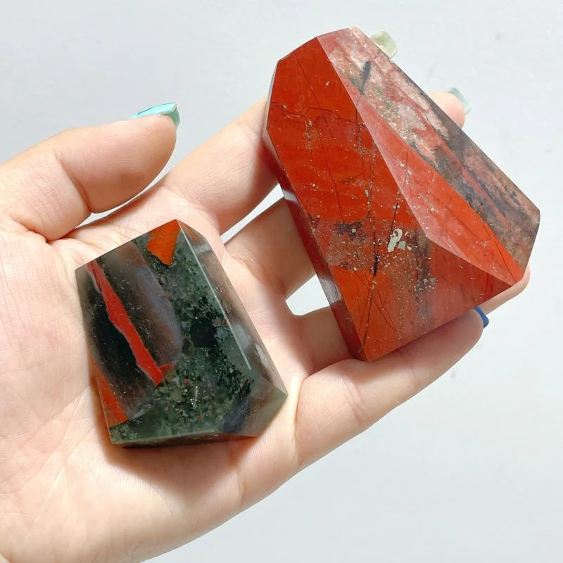 Africa Blood Stone Free Form Wholesale - Image 6