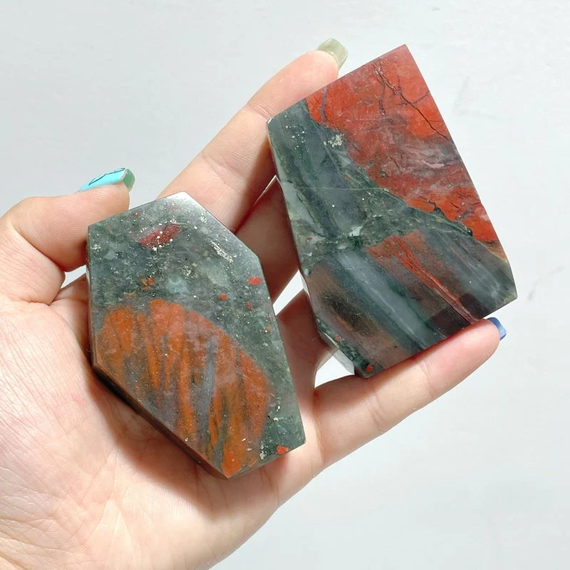 Africa Blood Stone Free Form Wholesale - Image 7