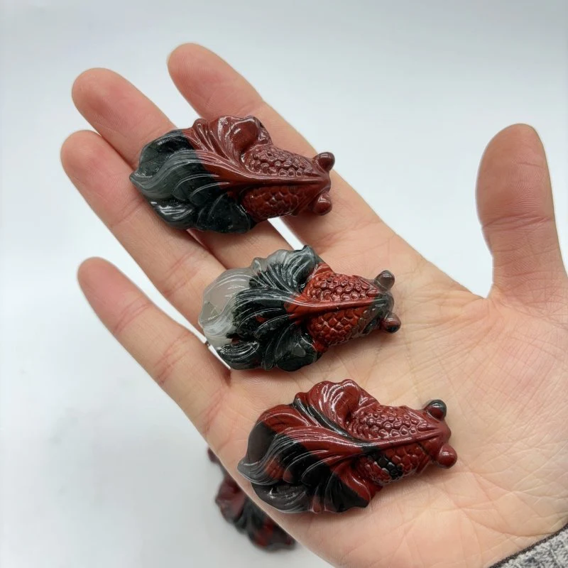 Africa Bloodstone Goldfish Carving Wholesale - Image 3