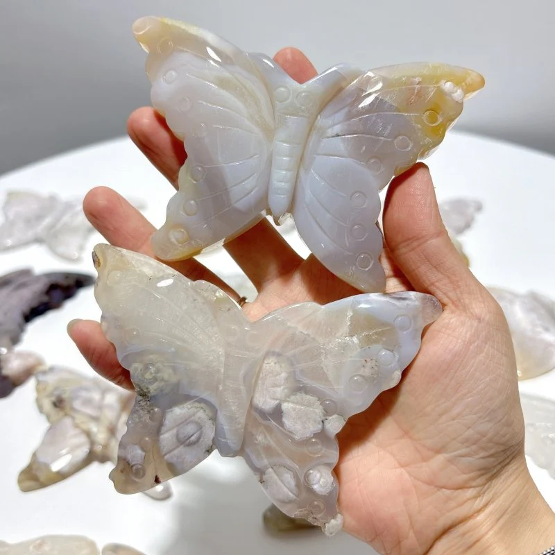 15 Pieces Beautiful Agate Butterfly Carving - Image 7
