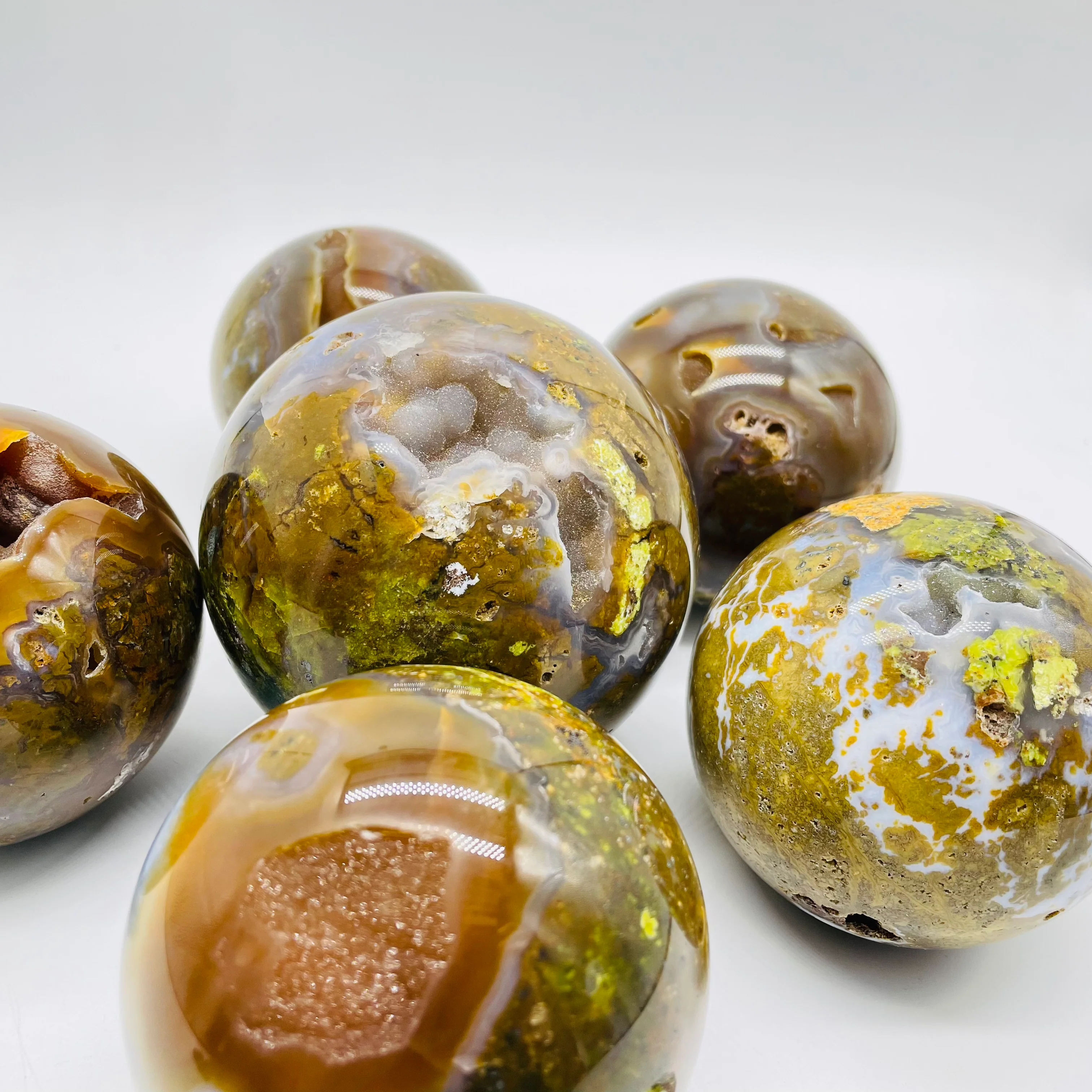Yellow Agate Geode Sphere Ball Wholesale - Image 3