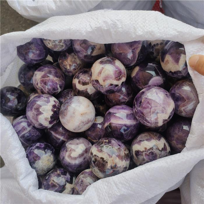 Amethyst Chevron Sphere Ball 1.5-2.5in(4-6.2cm) Wholesale - Image 4