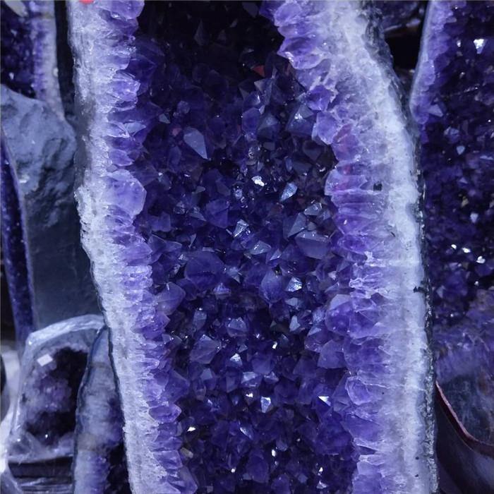 Amethyst Crystal Quartz Crystal Geode Wholesale - Image 3