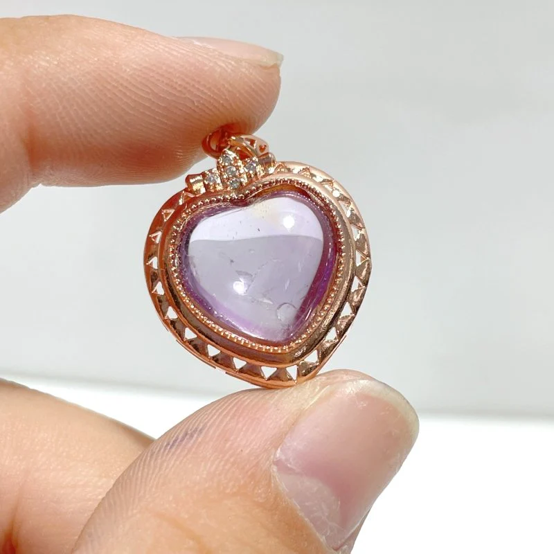 36 Pieces Amethyst Heart Shape Crystal Pendants - Image 3