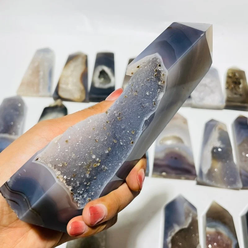 21 Pieces Beautiful Large Agate Geode Druzy Four-Sided Points - Image 4