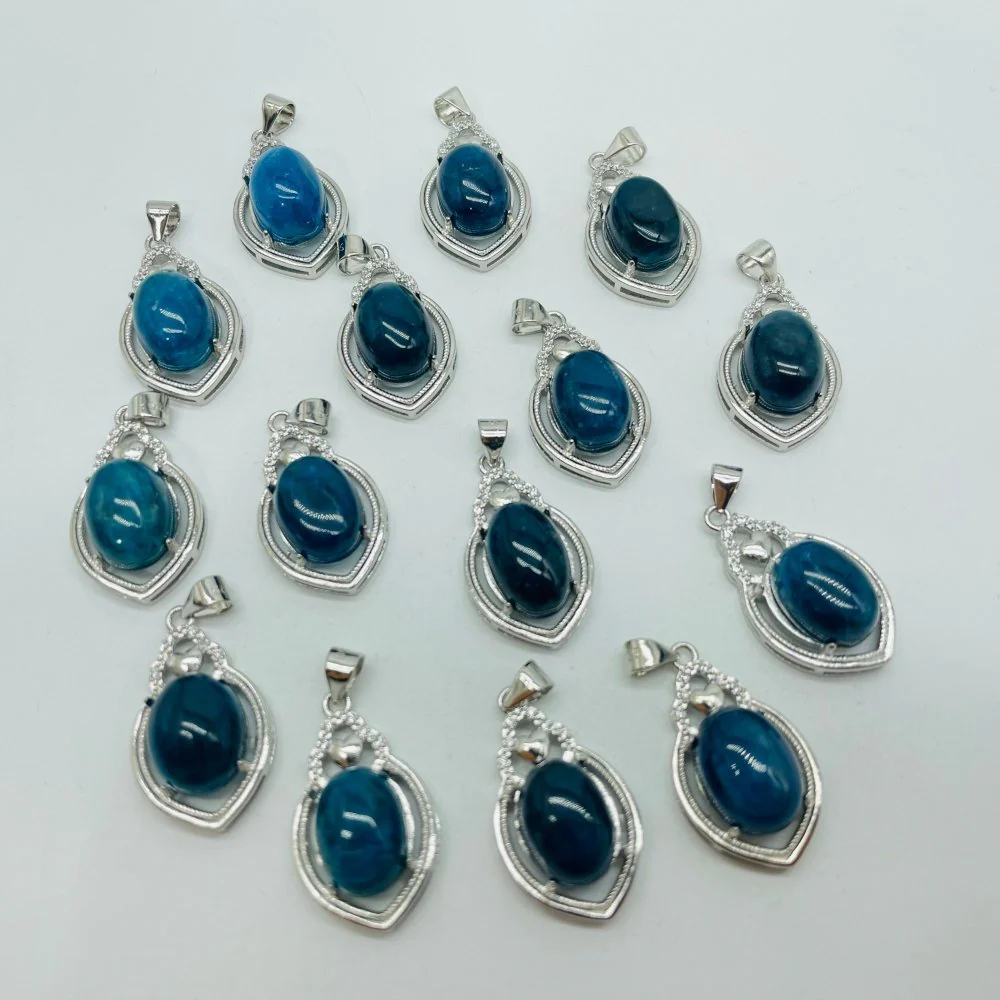 Beautiful Apatite Pendant Charm Wholesale - Image 2