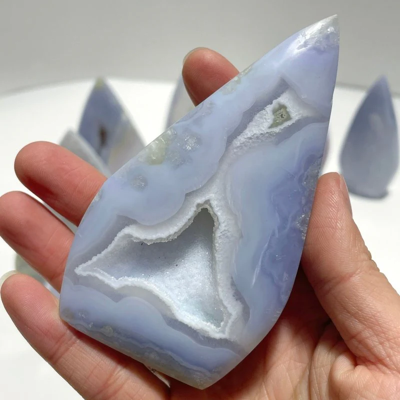 20 Pieces Beautiful Blue Chalcedony Arrow Head Shape