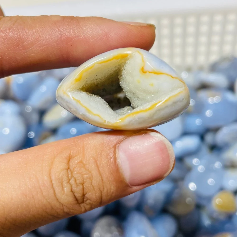 5.12kg Blue Lace Agate Tumbled - Image 3