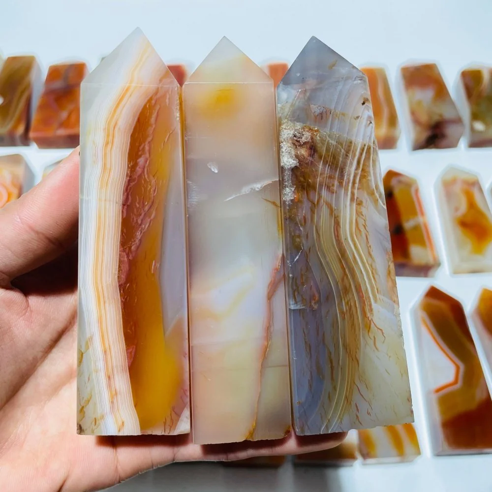 35 Pieces Beautiful Stripe Carnelian Points - Image 3