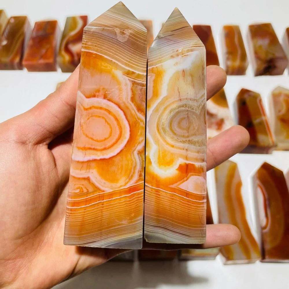 35 Pieces Beautiful Stripe Carnelian Points - Image 7