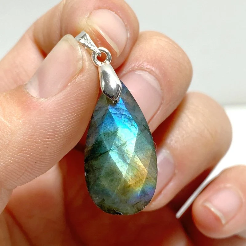 Beautiful Cut Faceted Labradorite Waterdrop Pendants Wholesale - Image 2