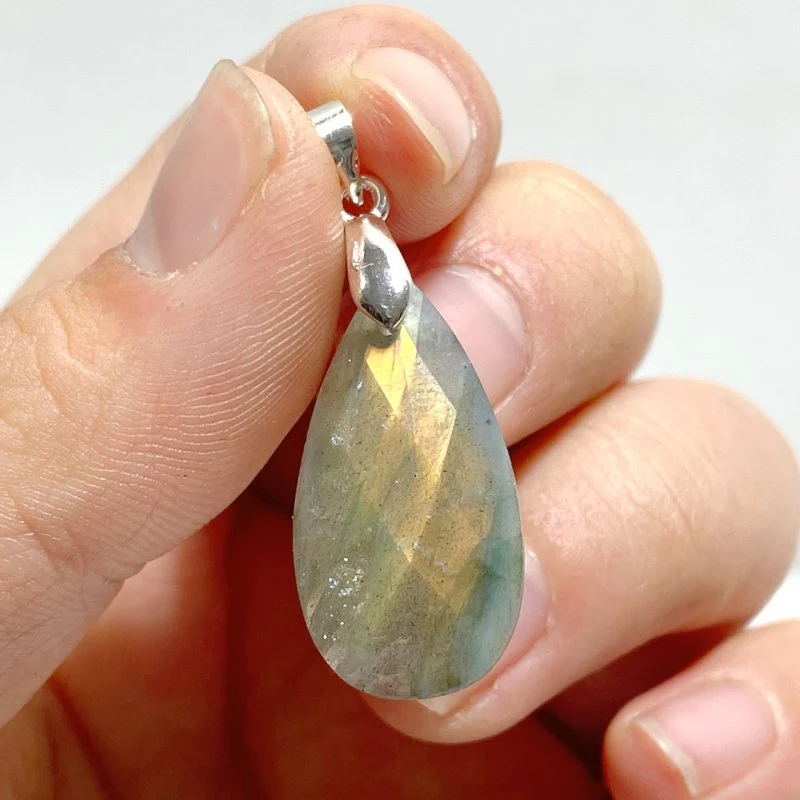 Beautiful Cut Faceted Labradorite Waterdrop Pendants Wholesale - Image 3