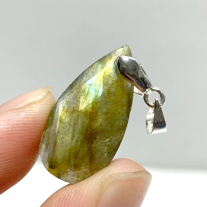 Beautiful Cut Faceted Labradorite Waterdrop Pendants Wholesale - Image 6