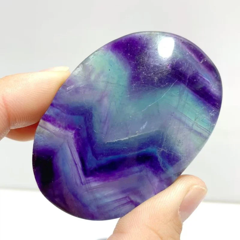 Beautiful Fluorite Palm Wholesale - Image 2