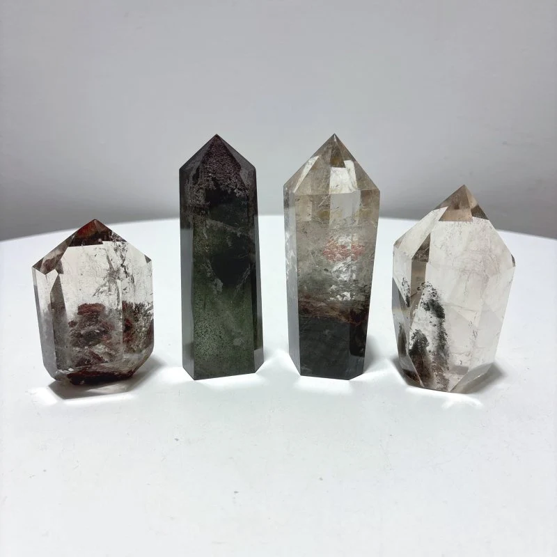 4 Pieces Garden Quartz Tower
