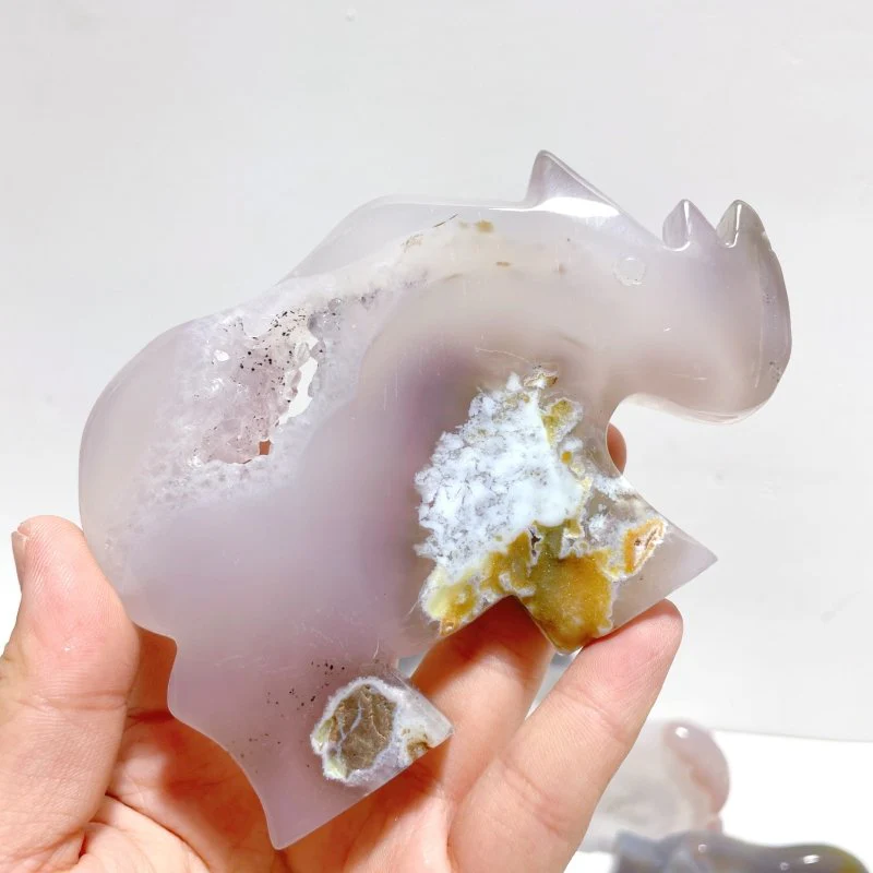 8 Pieces Beautiful Geode Druzy Agate Rhino Carving - Image 5