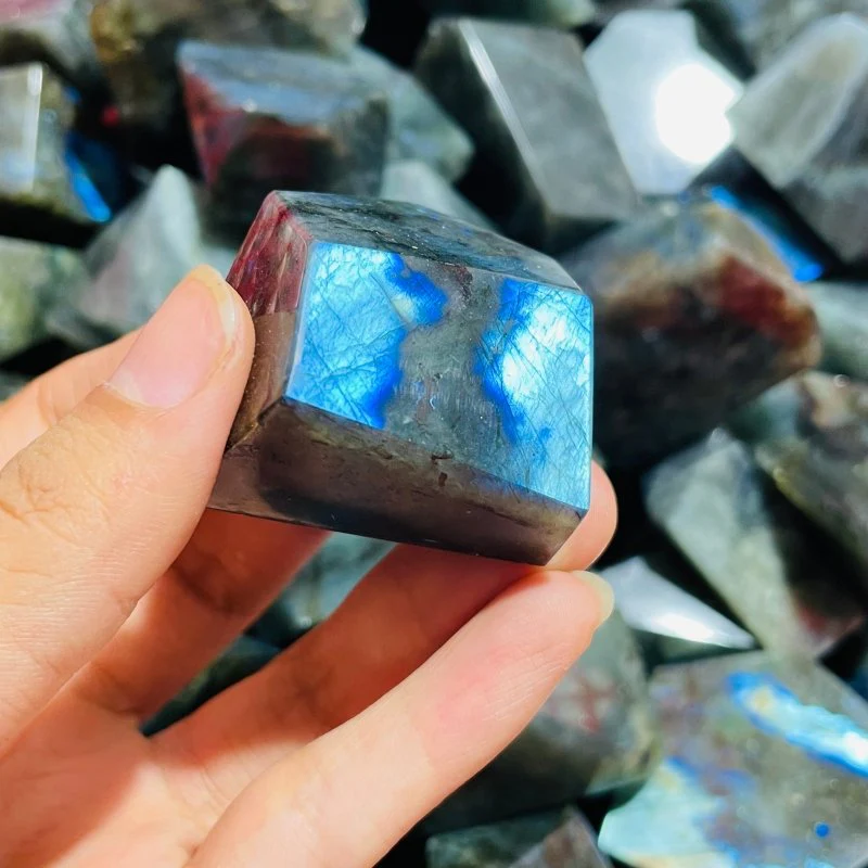 Beautiful Labradorite Free Form Wholesale - Image 3