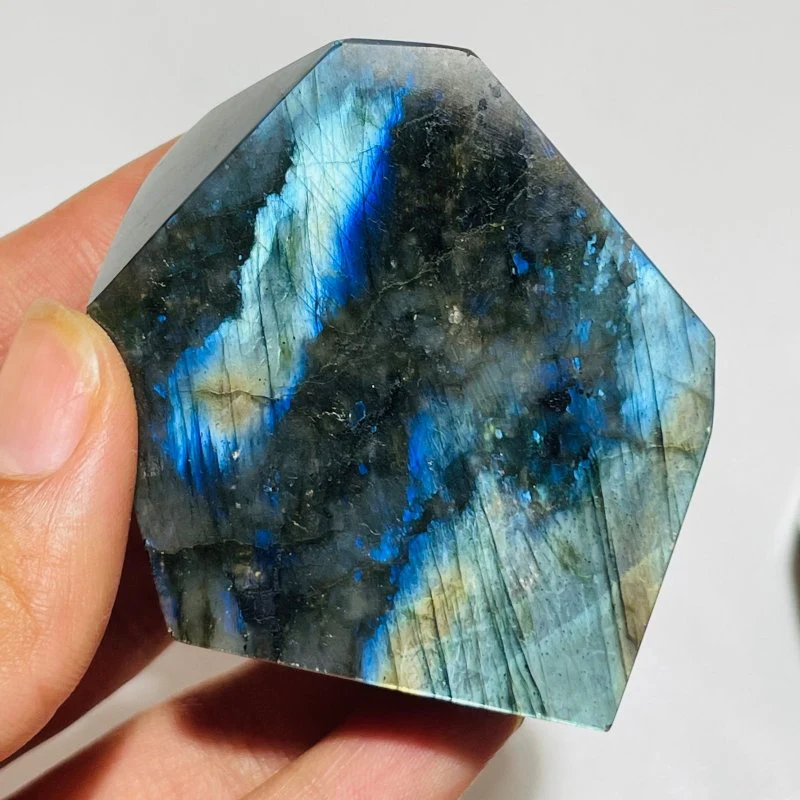 Beautiful Labradorite Free Form Wholesale - Image 4
