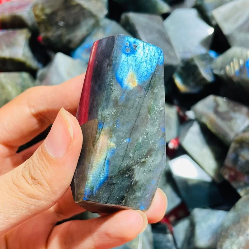 Beautiful Labradorite Free Form Wholesale - Image 8