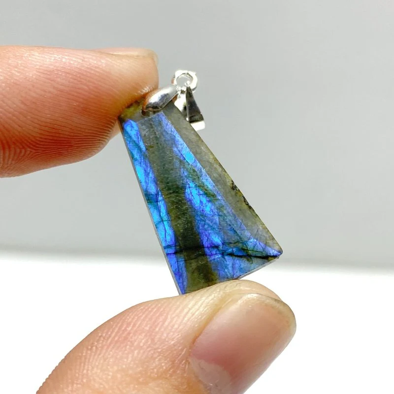 Beautiful Labradorite Pendants Trapezoidal Shape Wholesale - Image 3