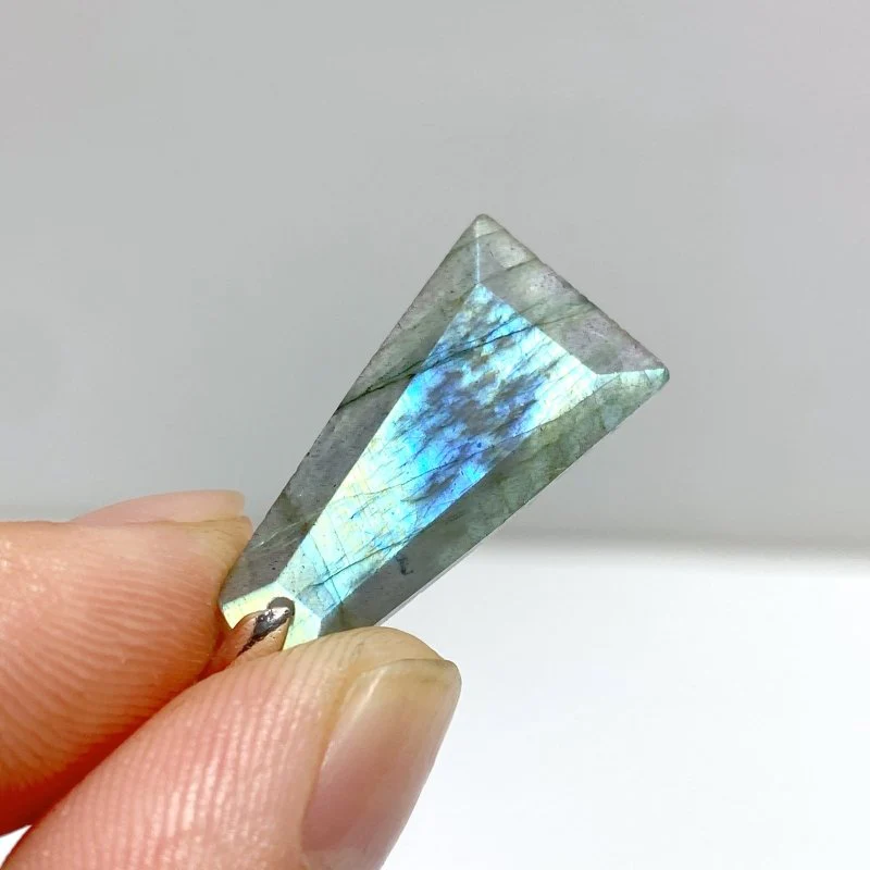 Beautiful Labradorite Pendants Trapezoidal Shape Wholesale - Image 4