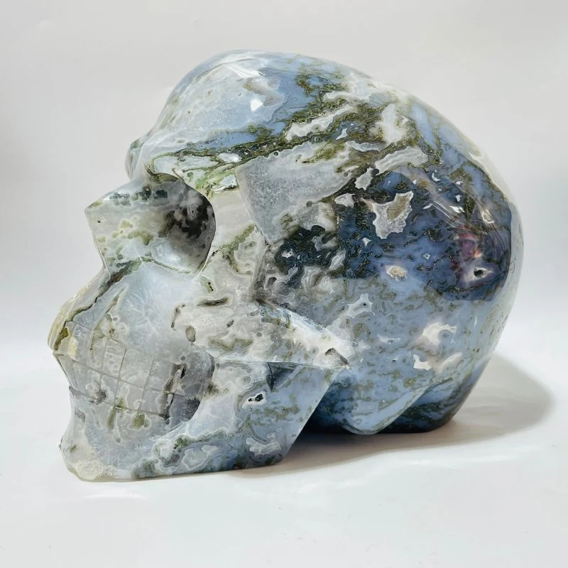 Large Geode Moss Agate Skull Carving - Image 2