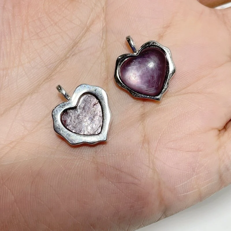 Beautiful Lepidolite Heart Pendant Wholesale - Image 3