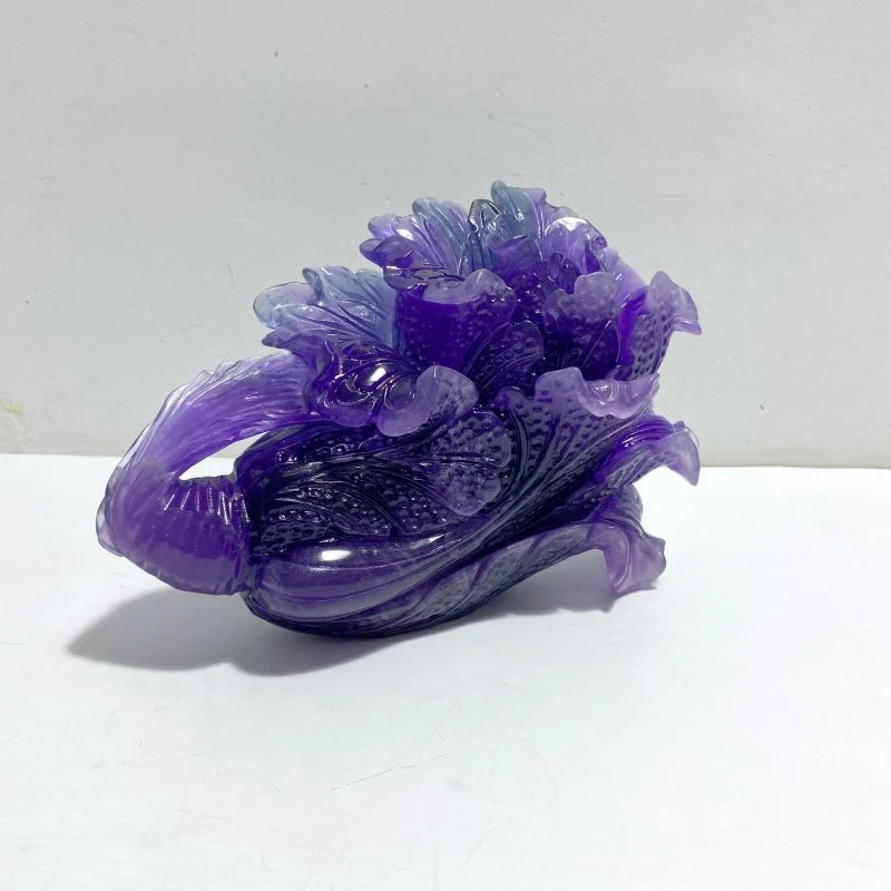 Beautiful Purple Fluorite Chinese Cabbage Carving - Image 2