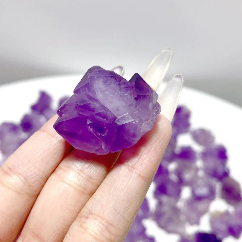 121 Pieces Beautiful Amethyst Clusters - Image 4
