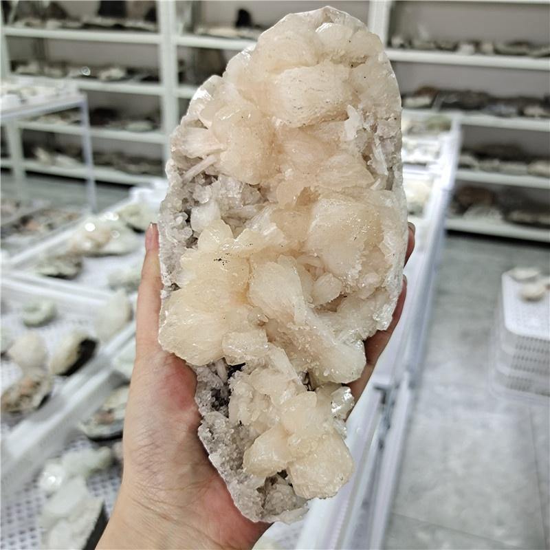 Big Apophyllite Stone Wholesale - Image 4