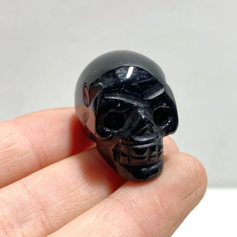 30 Pieces Black Agate Skull Carving