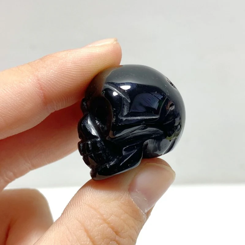 30 Pieces Black Agate Skull Carving - Image 3