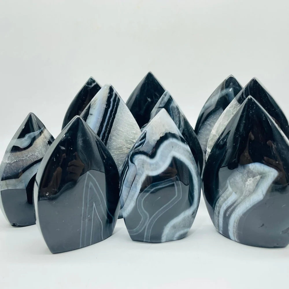 Black Stripe Agate Arrow Head Shape Wholesale - Image 2