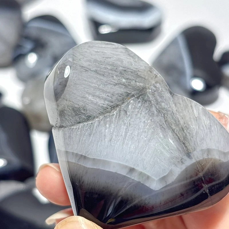 Black Stripe Agate Mixed Quartz Heart Wholesale - Image 6